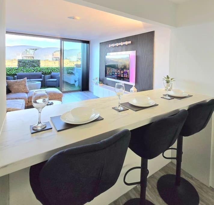 Appartamento Modern Duplex Penthouse Panoramic Views & Parking Bradford  Esterno foto