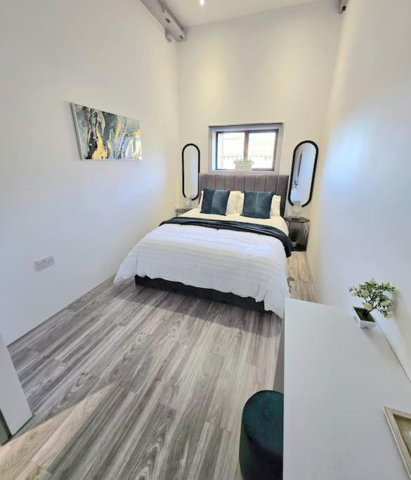 Appartamento Modern Duplex Penthouse Panoramic Views & Parking Bradford  Esterno foto