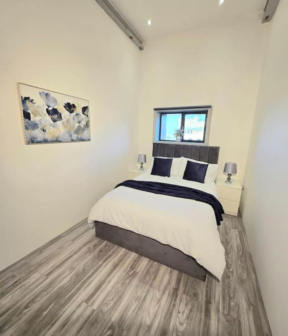 Appartamento Modern Duplex Penthouse Panoramic Views & Parking Bradford  Esterno foto